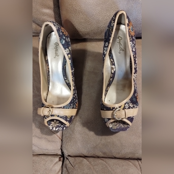 Women's wedge heels - Picture 2 of 2